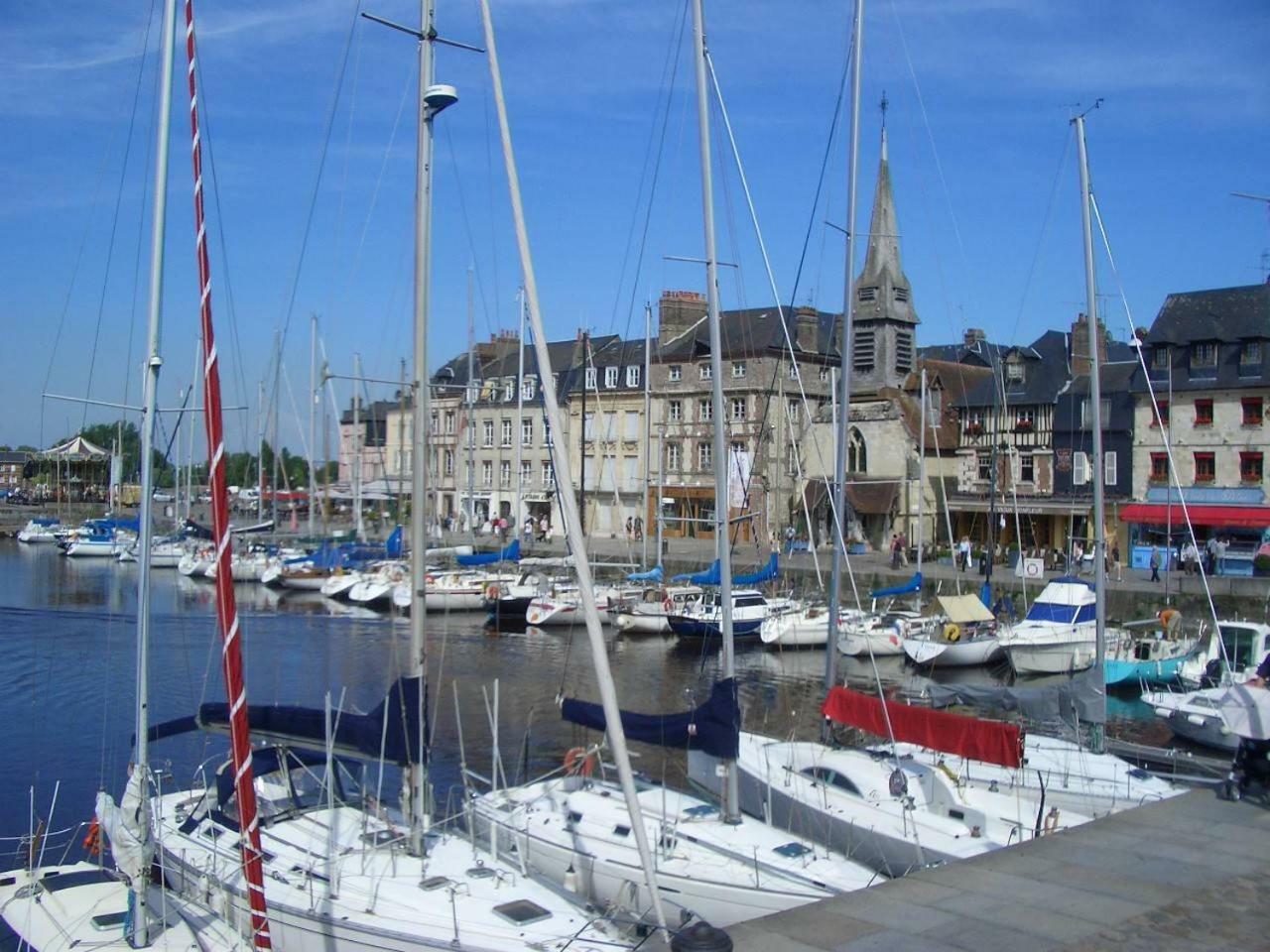 Formistudio I Équemauville Exteriér fotografie